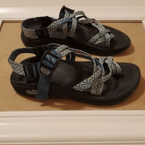 Ladies Chaco teal & cream strapy sandals Size 6 - Picture 4 of 7